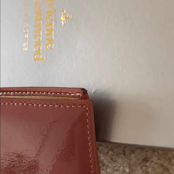 Vivienne Westwood - Picture 5 of 8